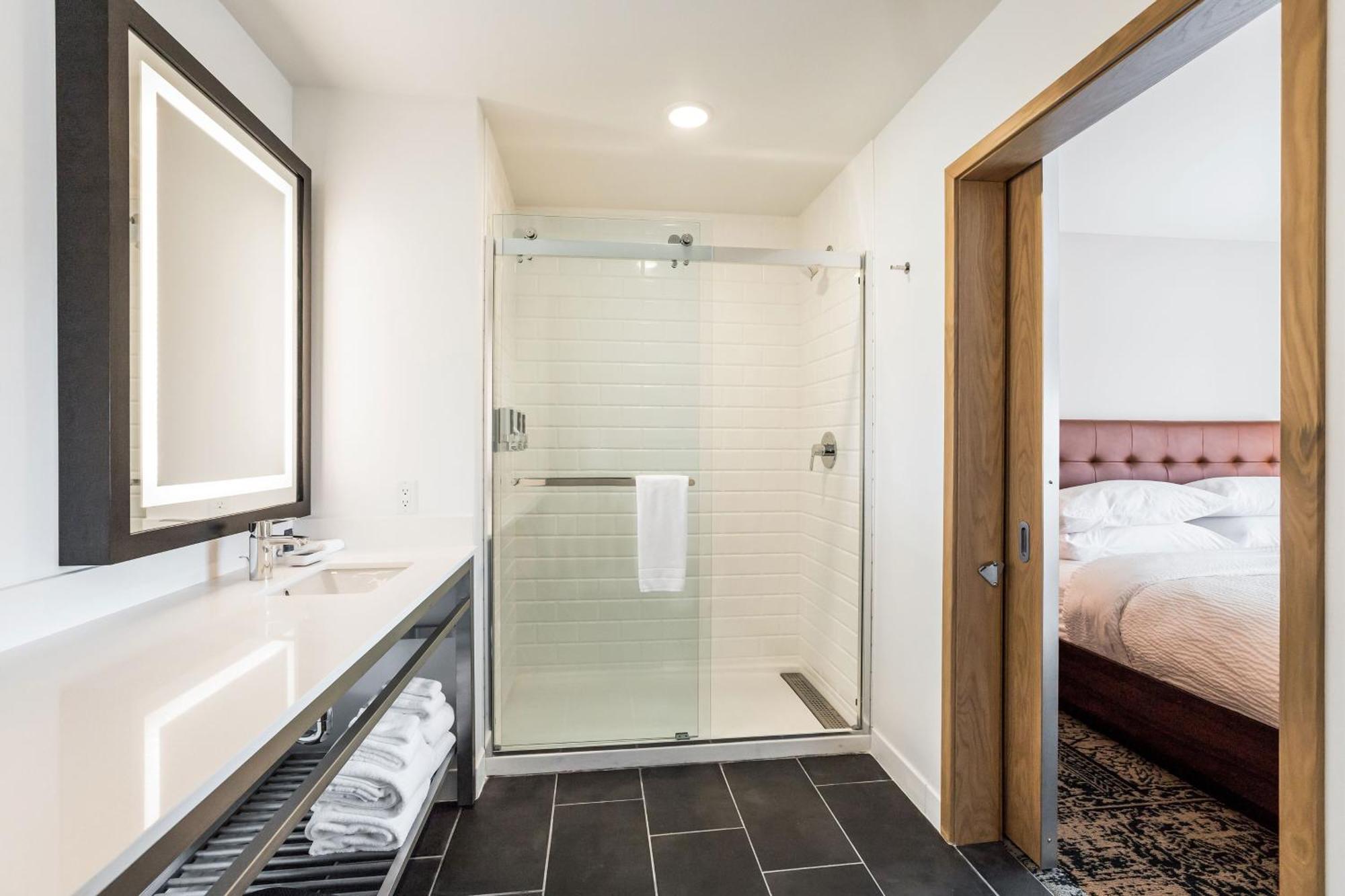 Four Points By Sheraton Elkhart Exteriör bild