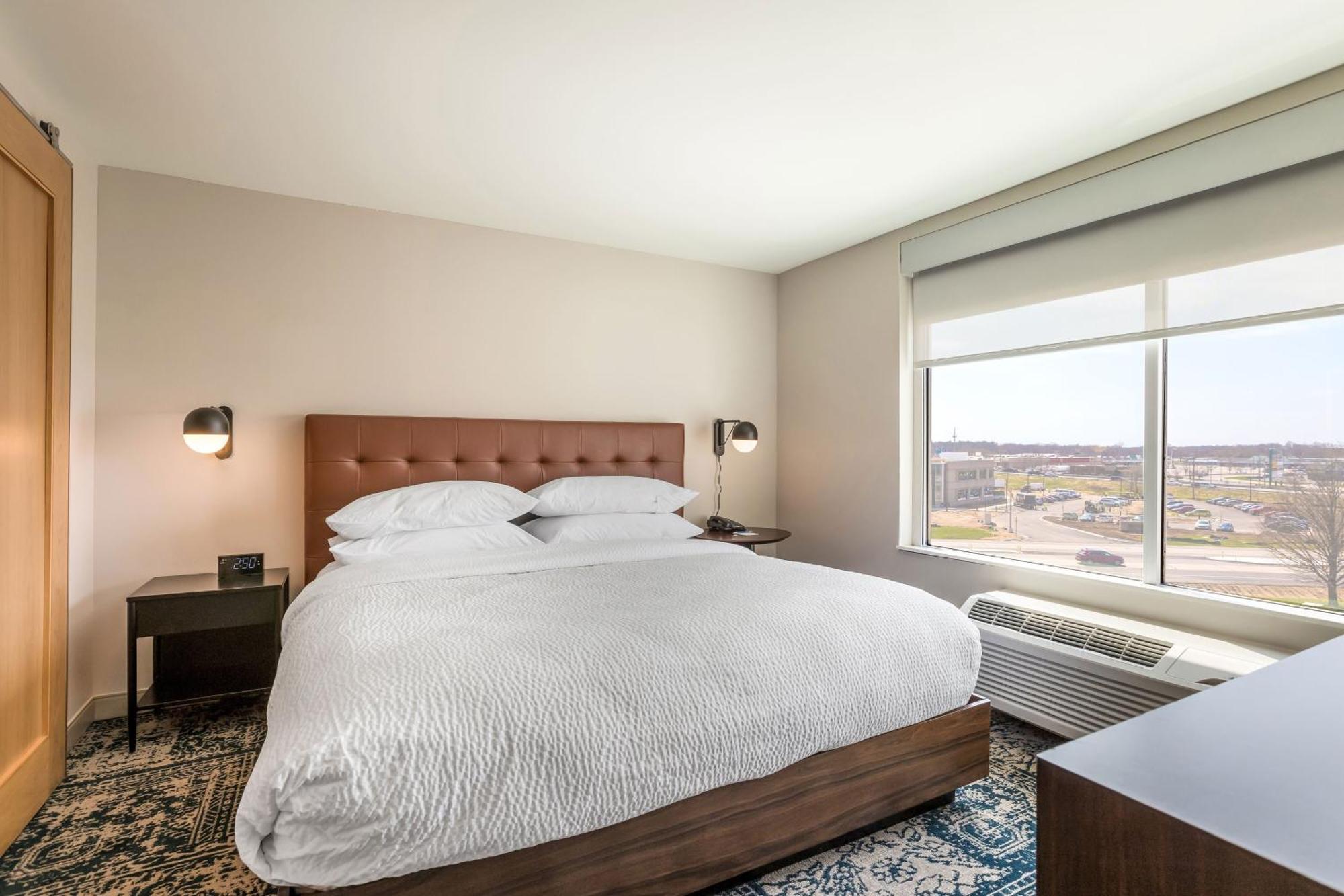 Four Points By Sheraton Elkhart Exteriör bild