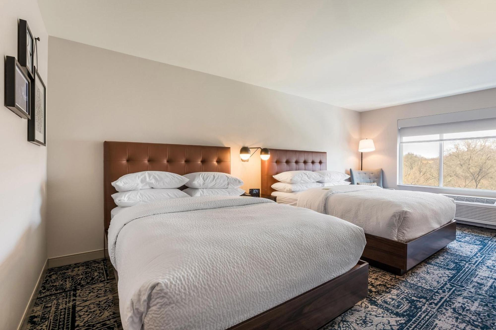 Four Points By Sheraton Elkhart Exteriör bild